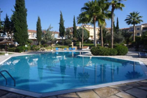Corner townhouse in Regina Gardens, Pafos